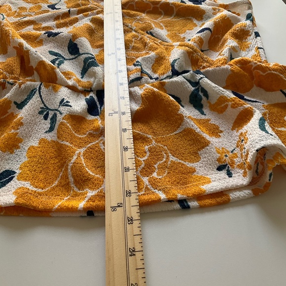 Ann Taylor Factory Mustard Yellow and White Floral Sleeveless Wrap-Front Top NWT - Picture 8 of 8